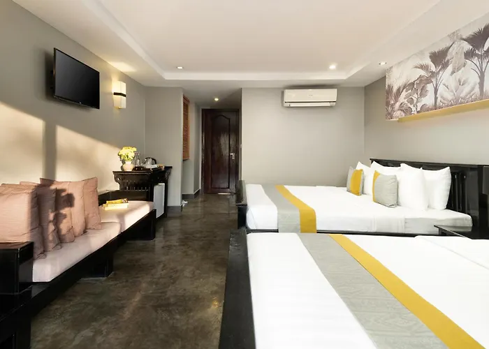 Dusit Hotel 4*